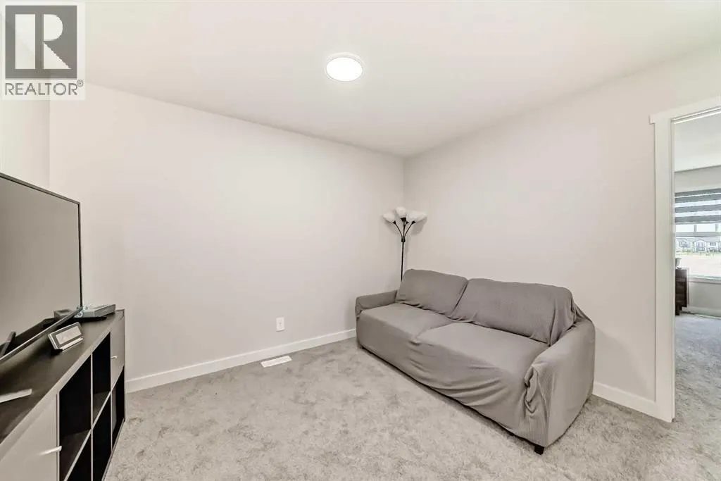 95 Heirloom Boulevard SE