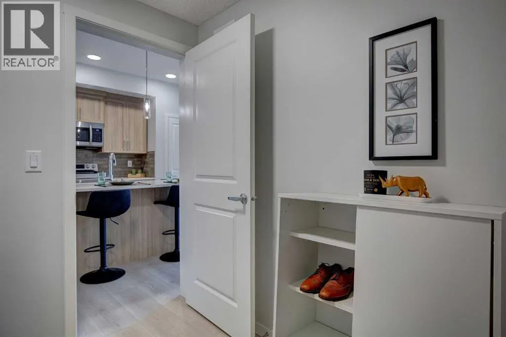 409, 245 Edith Place NW
