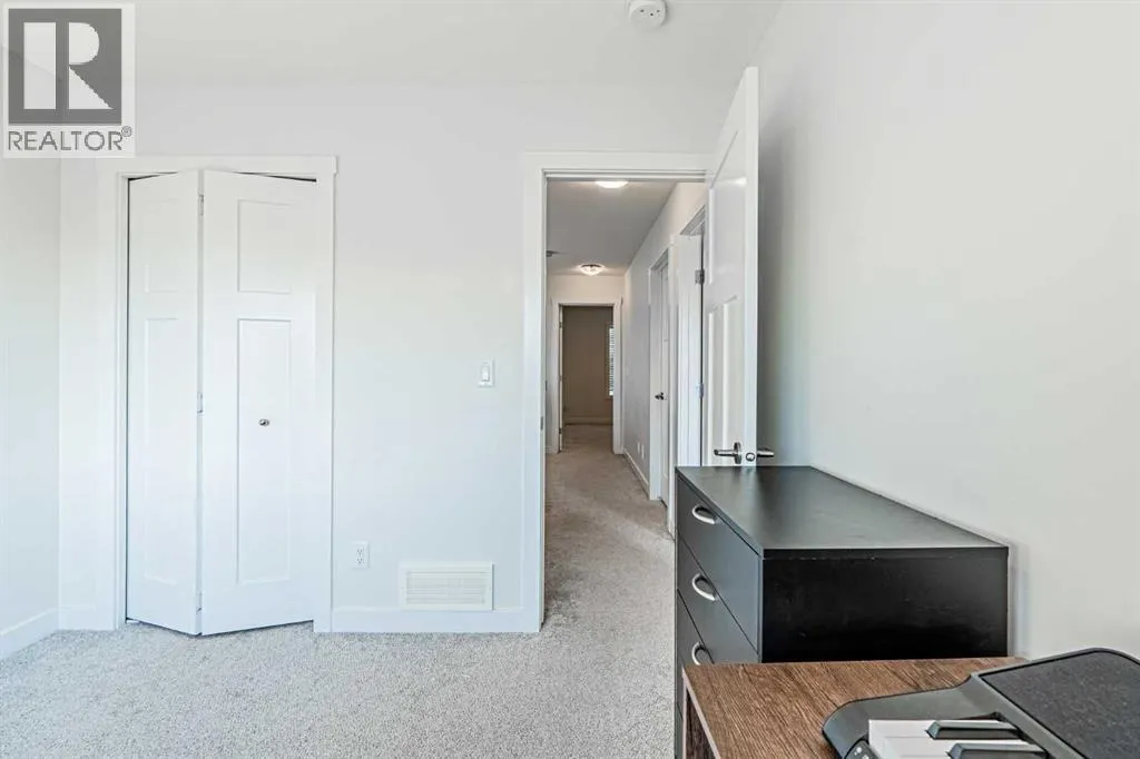 329 south point Green SW