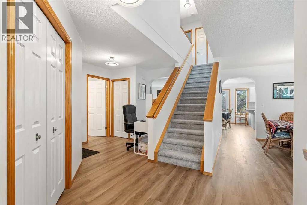 39 Arbour Wood Close NW