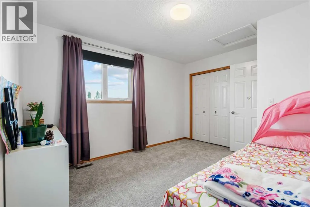 39 Arbour Wood Close NW
