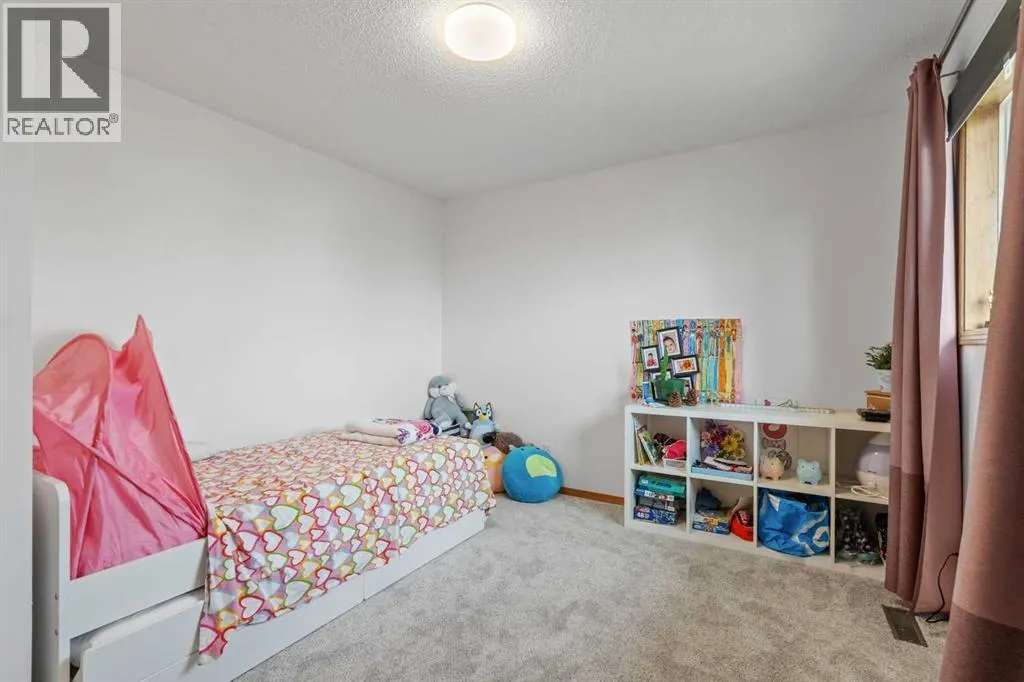 39 Arbour Wood Close NW