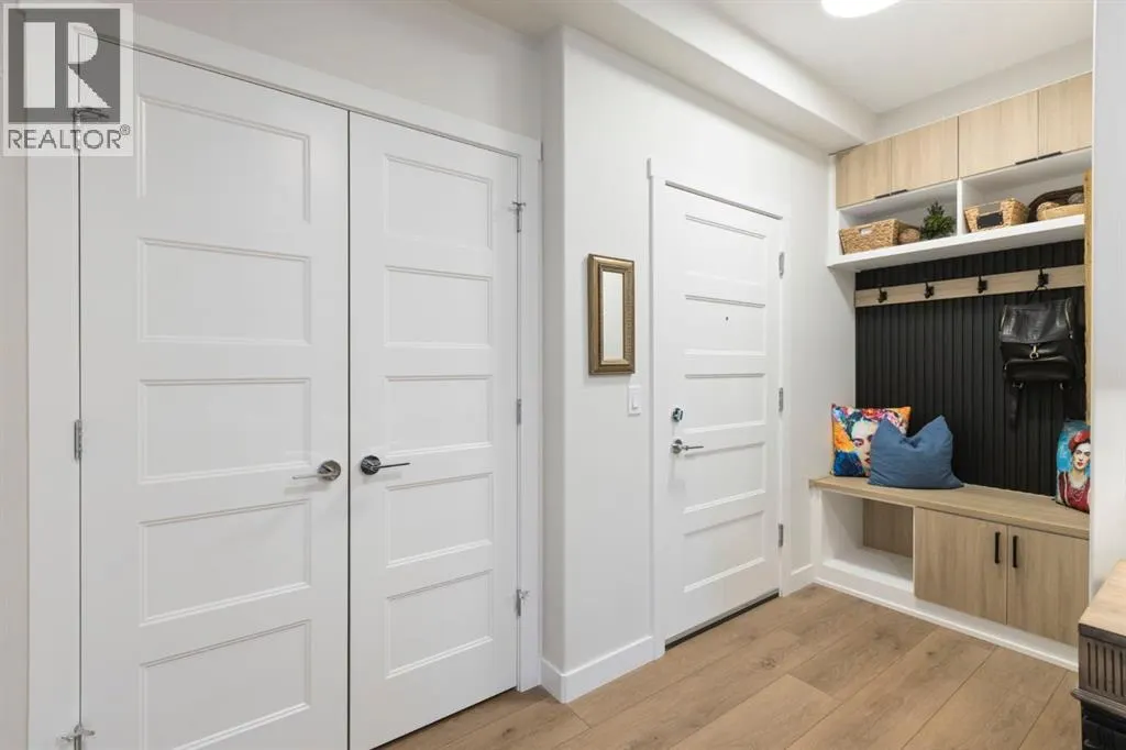 104, 55 Wolf Hollow Crescent SE