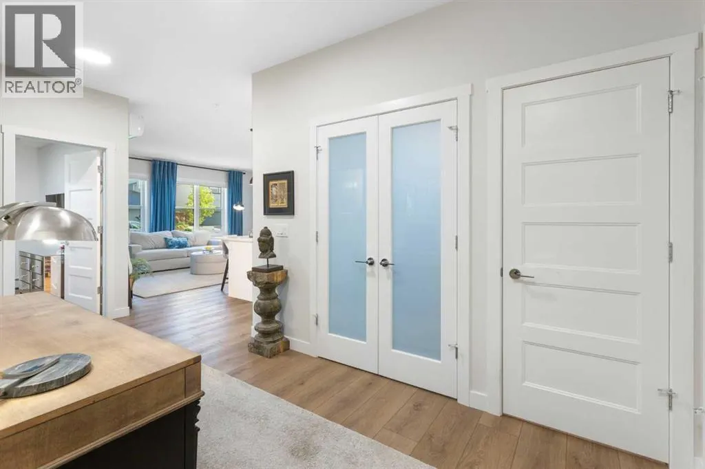 104, 55 Wolf Hollow Crescent SE