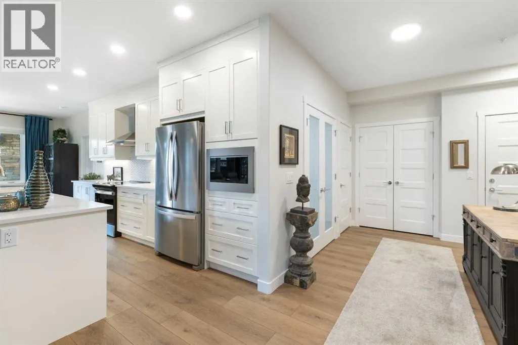 104, 55 Wolf Hollow Crescent SE