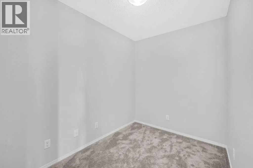 204, 5 Saddlestone Way NE