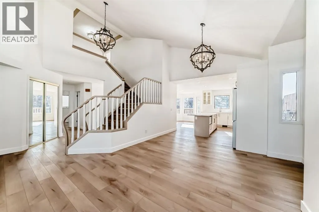 118 Signature Close SW