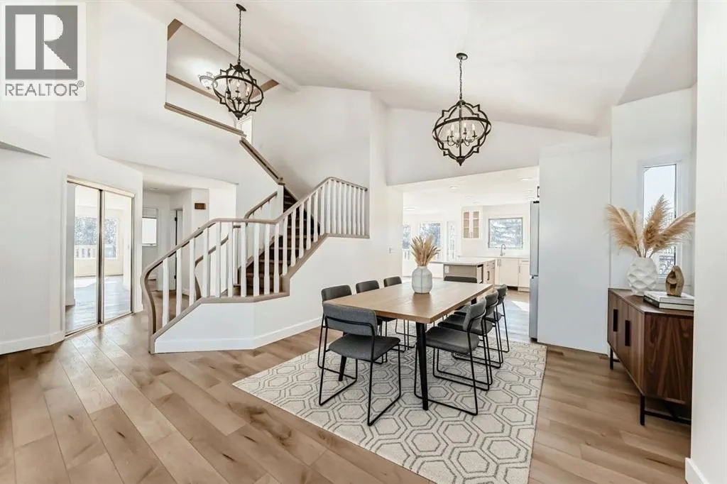 118 Signature Close SW