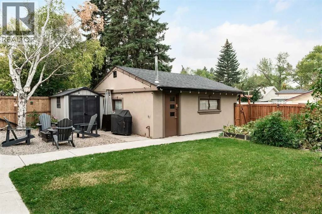 92 Baker Crescent NW