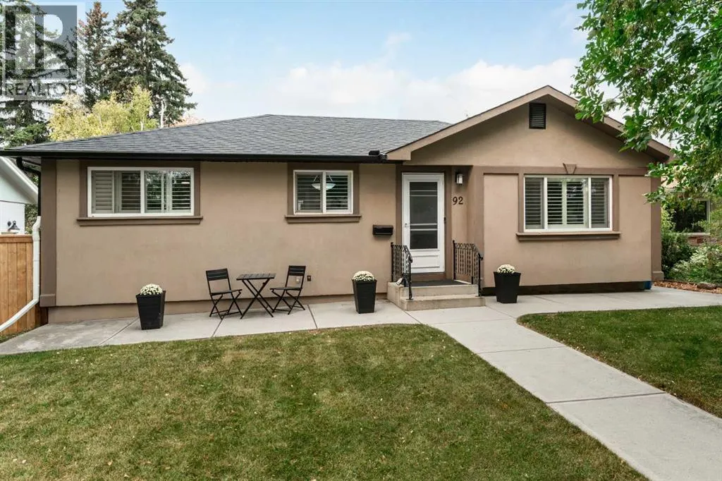 92 Baker Crescent NW