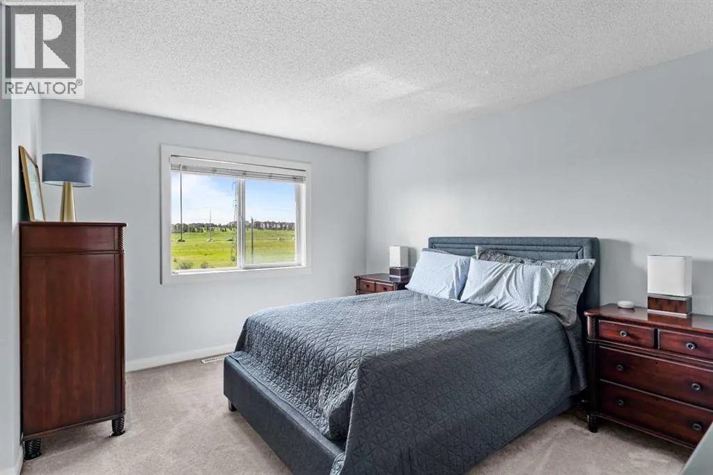 120 Evansdale Way NW