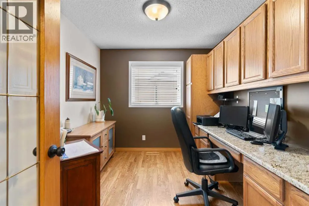 103 Diamond Court SE