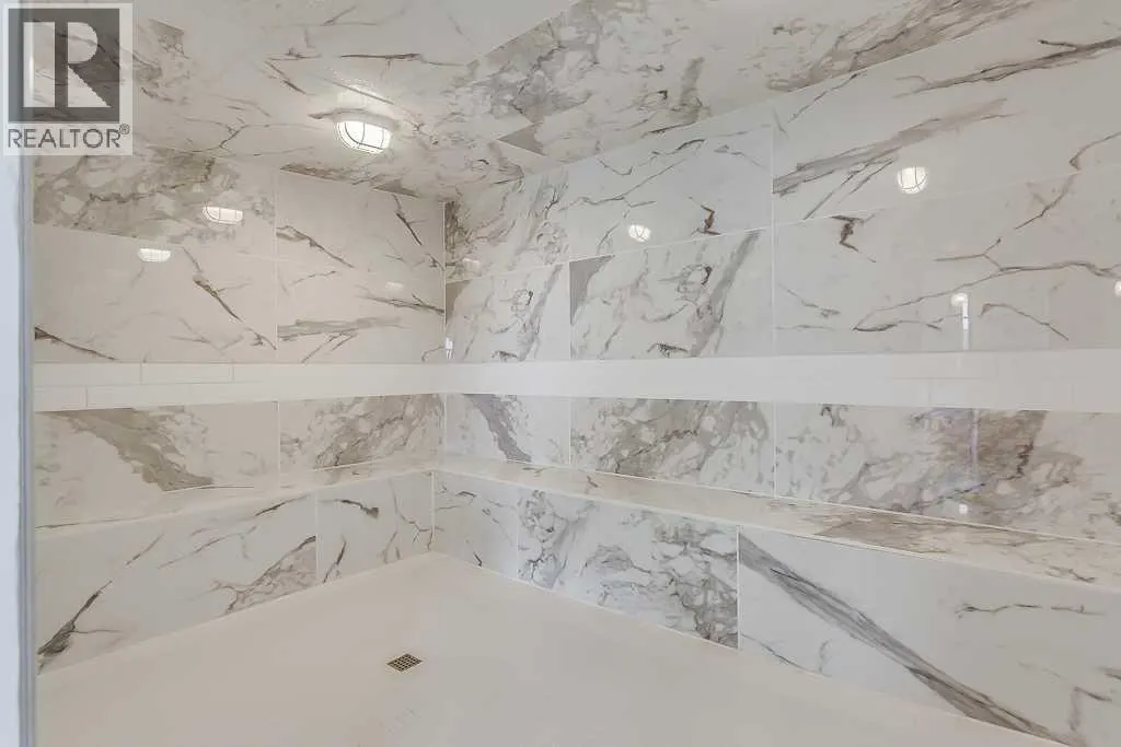 1621, 3400 Edenwold Heights NW