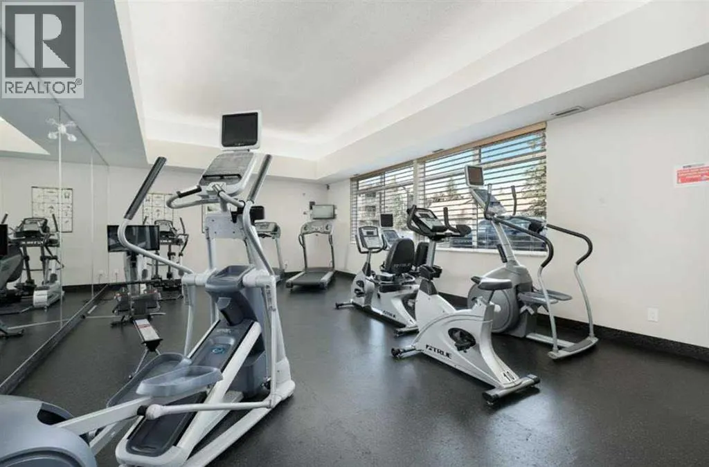 1621, 3400 Edenwold Heights NW