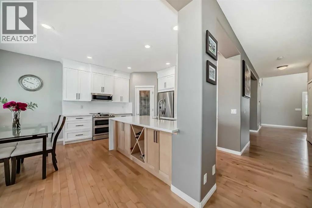 10 Springbluff Boulevard SW