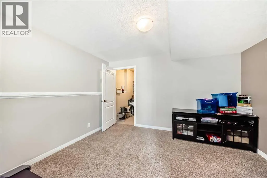 10 Springbluff Boulevard SW