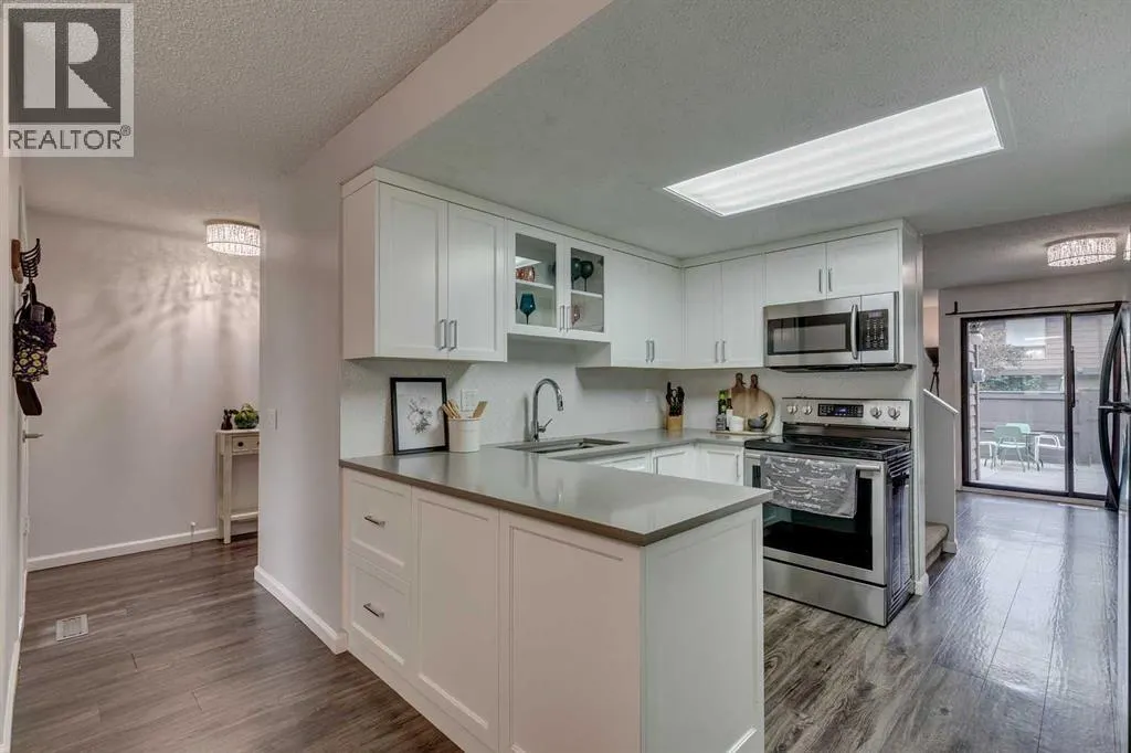 101, 2300 Oakmoor Drive SW