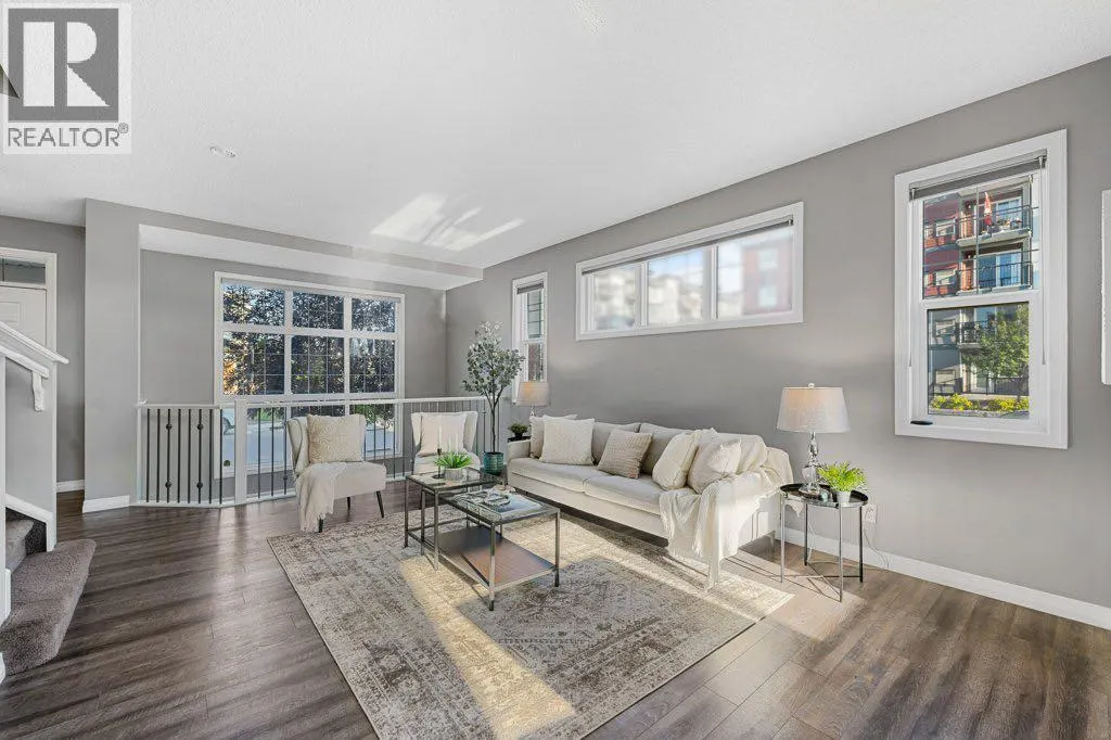 103 Masters Manor SE