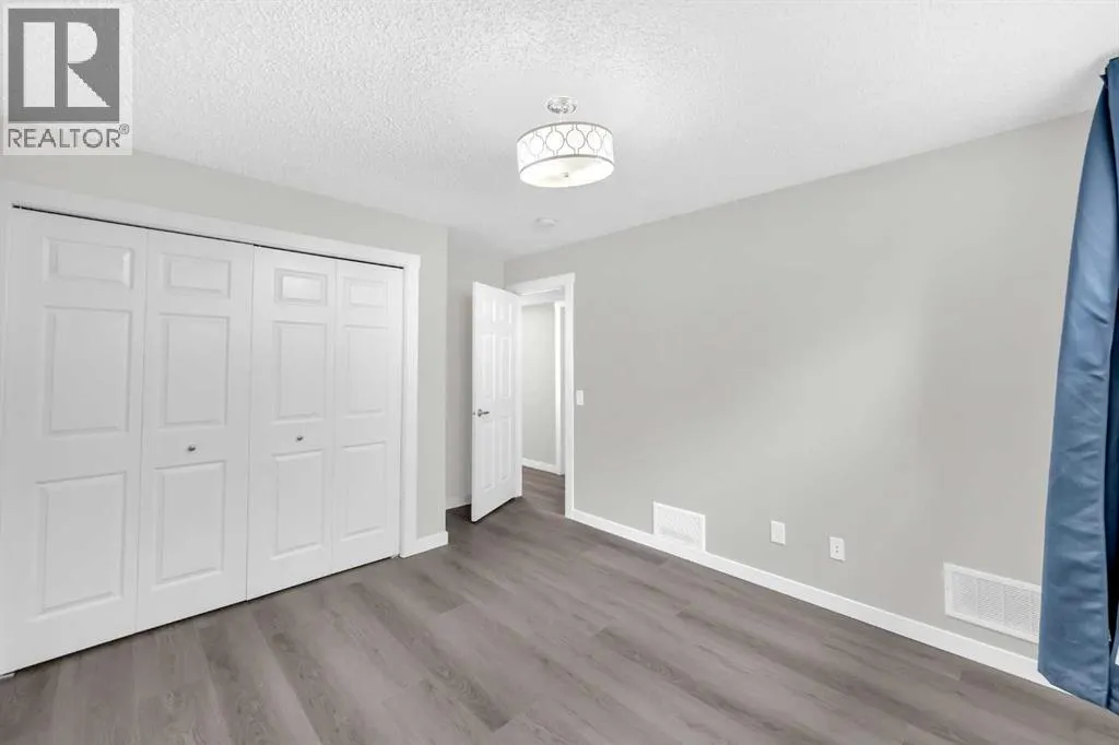 3133 Doverville Crescent SE