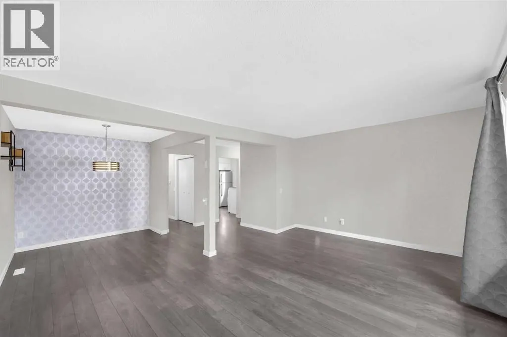 3133 Doverville Crescent SE