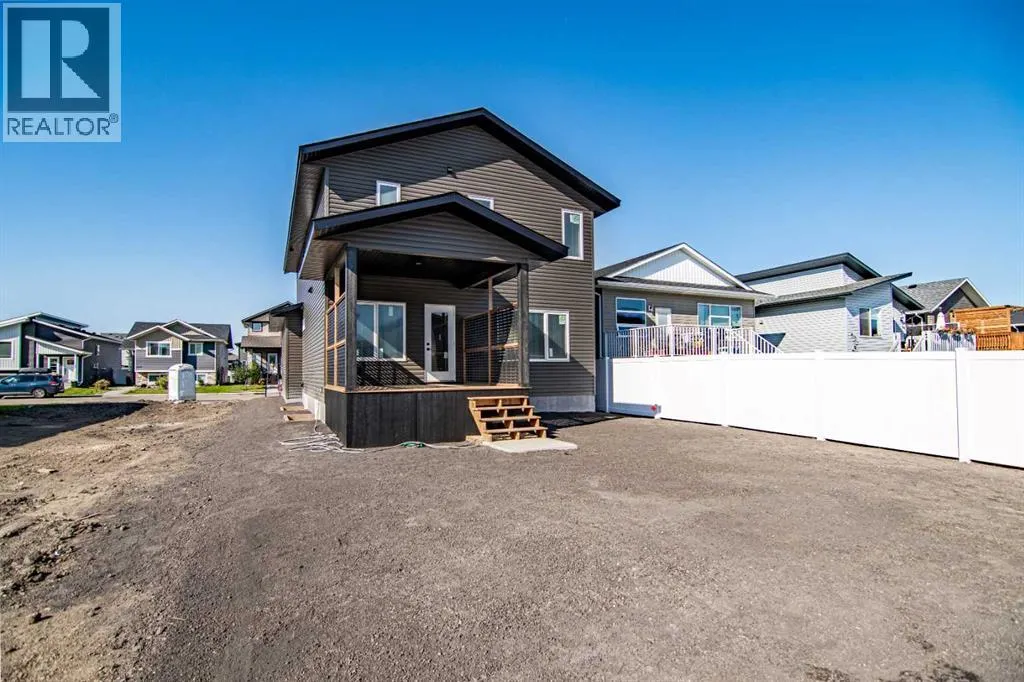 202 Livingston Close
