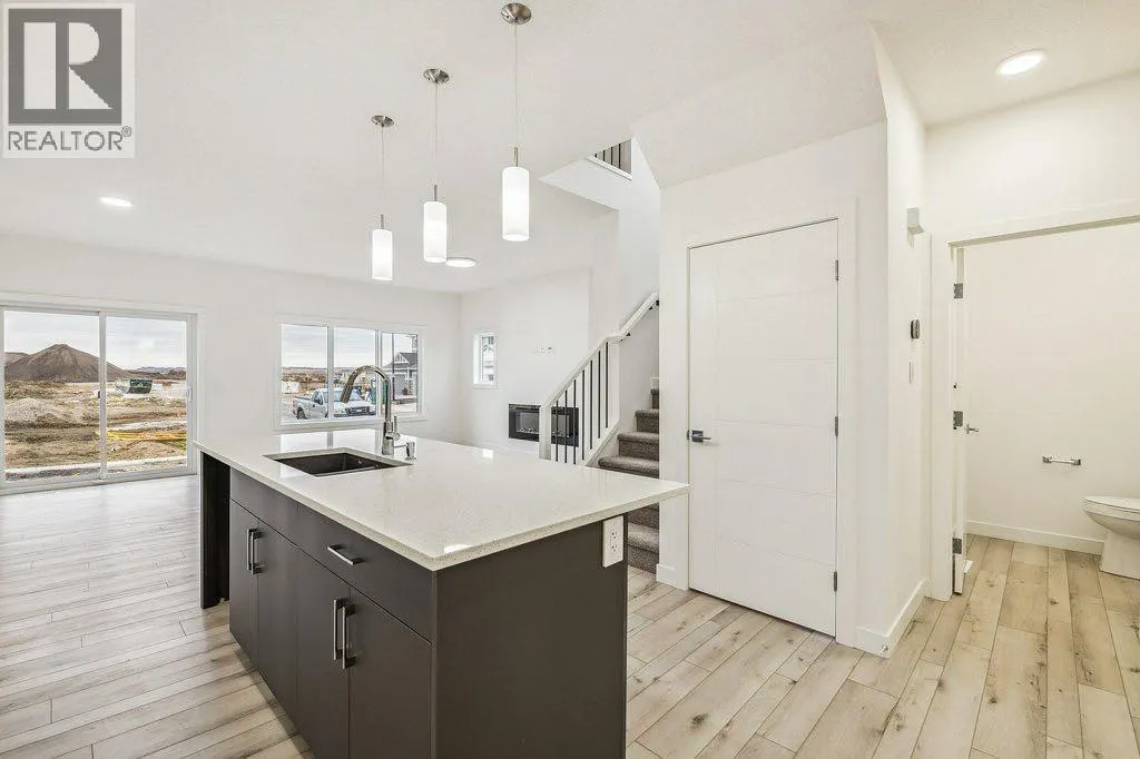 39 Legacy Glen Heights SE
