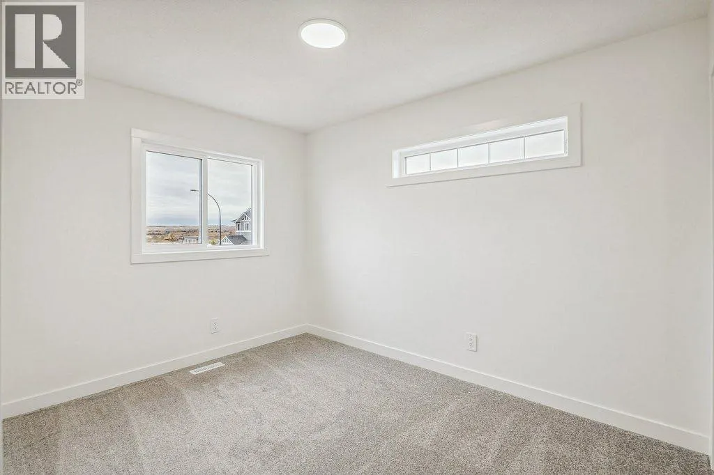 39 Legacy Glen Heights SE