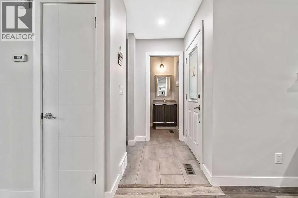 31 Castlebrook Road NE