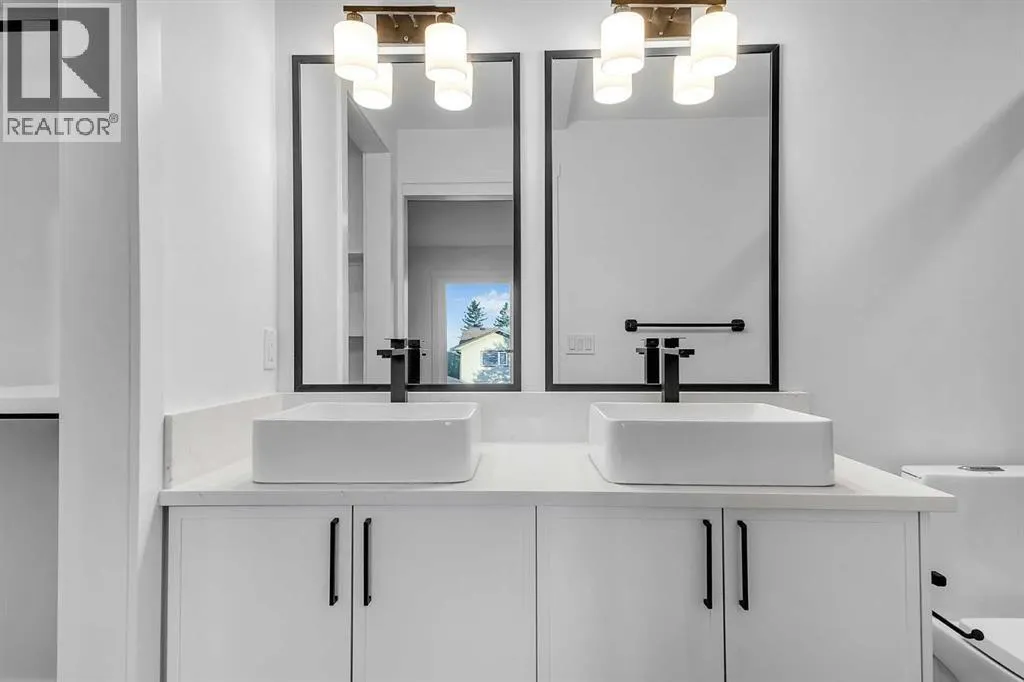 119 Macewan Glen Way NW