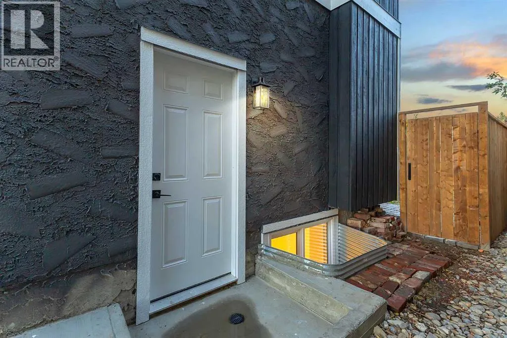 119 Macewan Glen Way NW