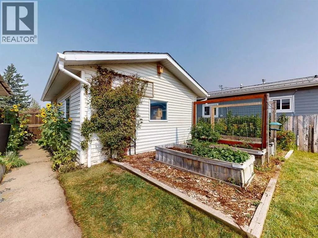 318 10th Street