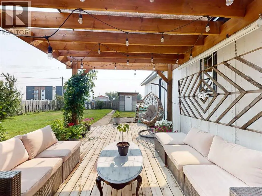 318 10th Street