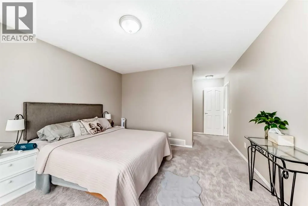 103 Sienna Park Heath SW