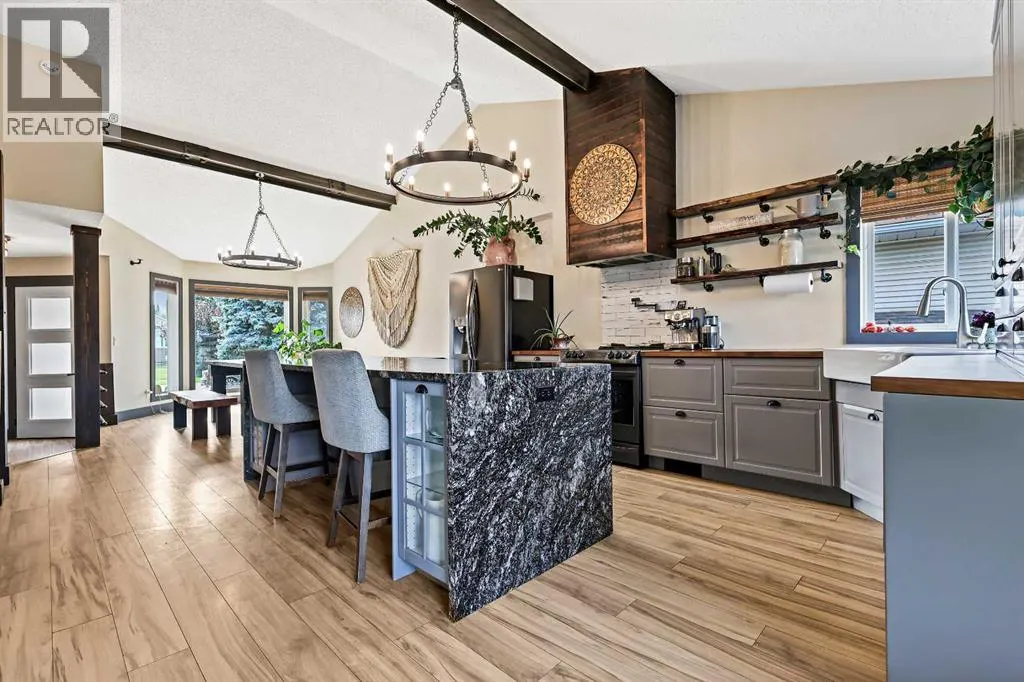 24 Westridge Drive SW