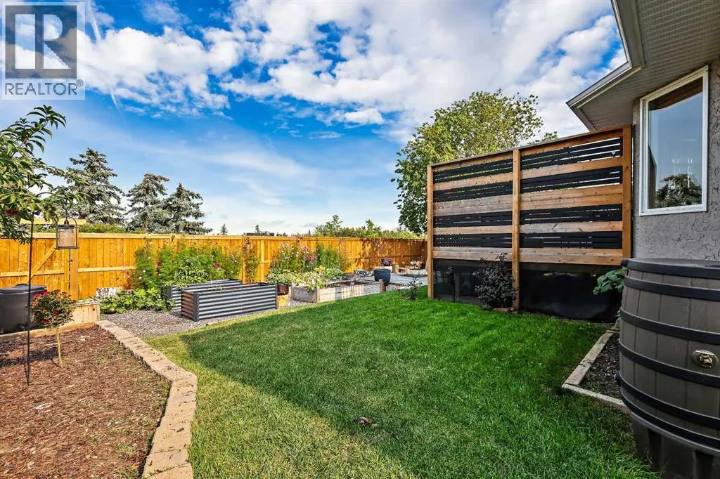 24 Westridge Drive SW