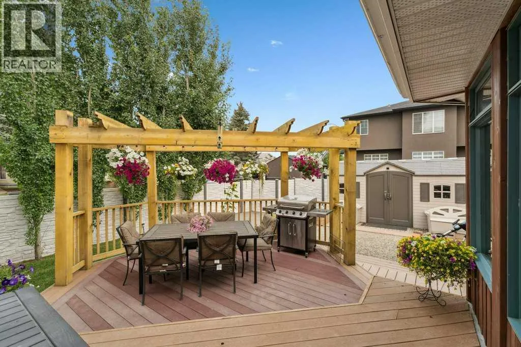 59 Sandringham Close NW