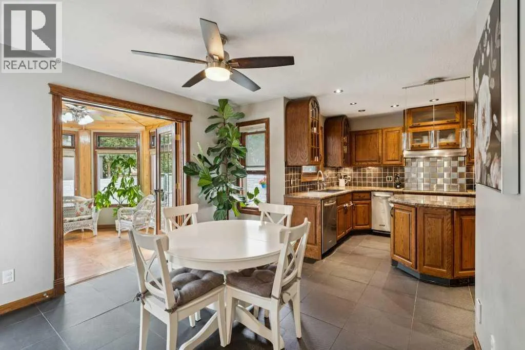59 Sandringham Close NW