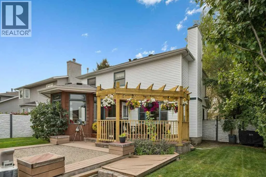 59 Sandringham Close NW