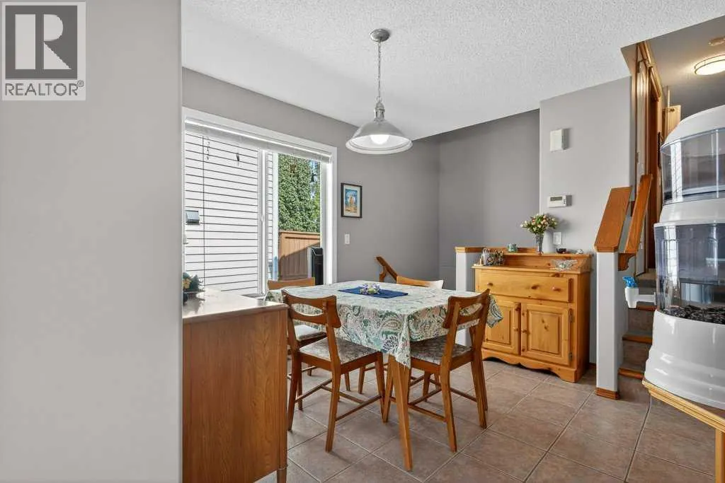 136 Hidden Hills Place NW