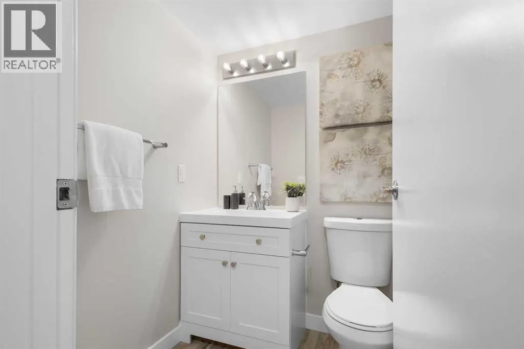 110, 20 Dover Point SE