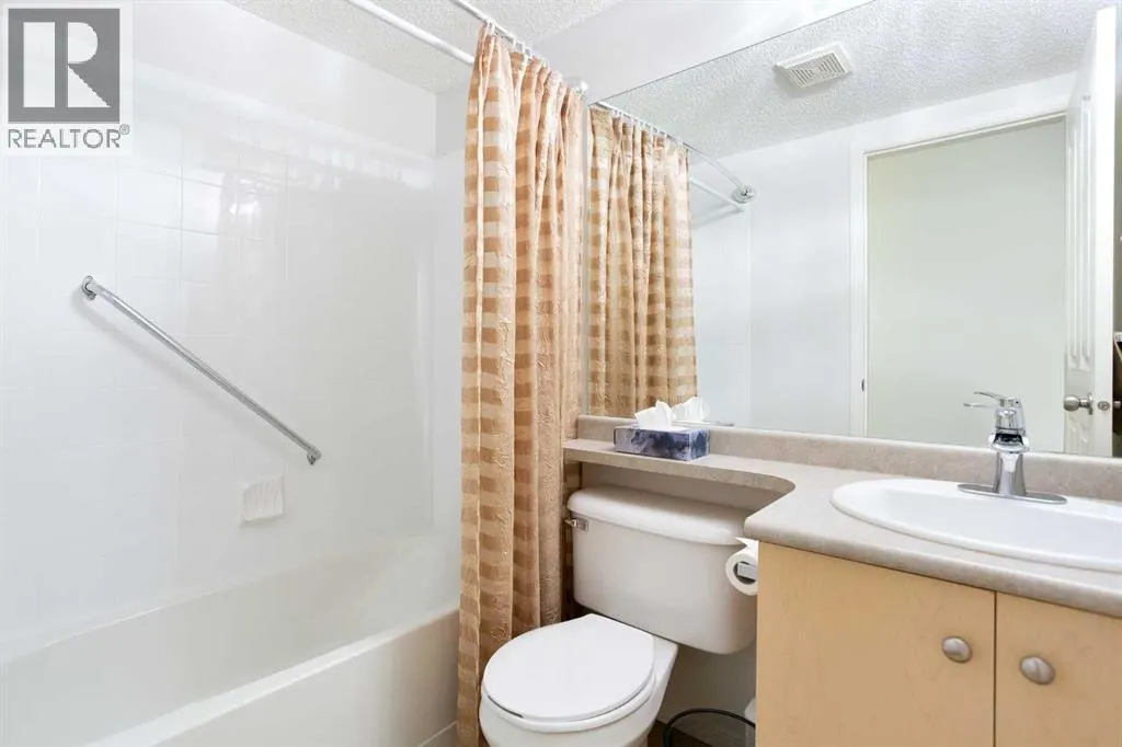 203, 5500 Somervale Court SW