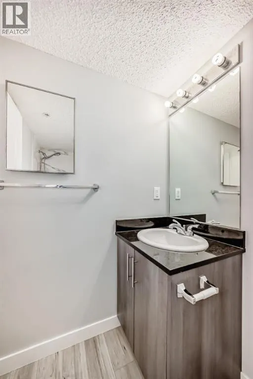 1123, 81 Legacy Boulevard SE