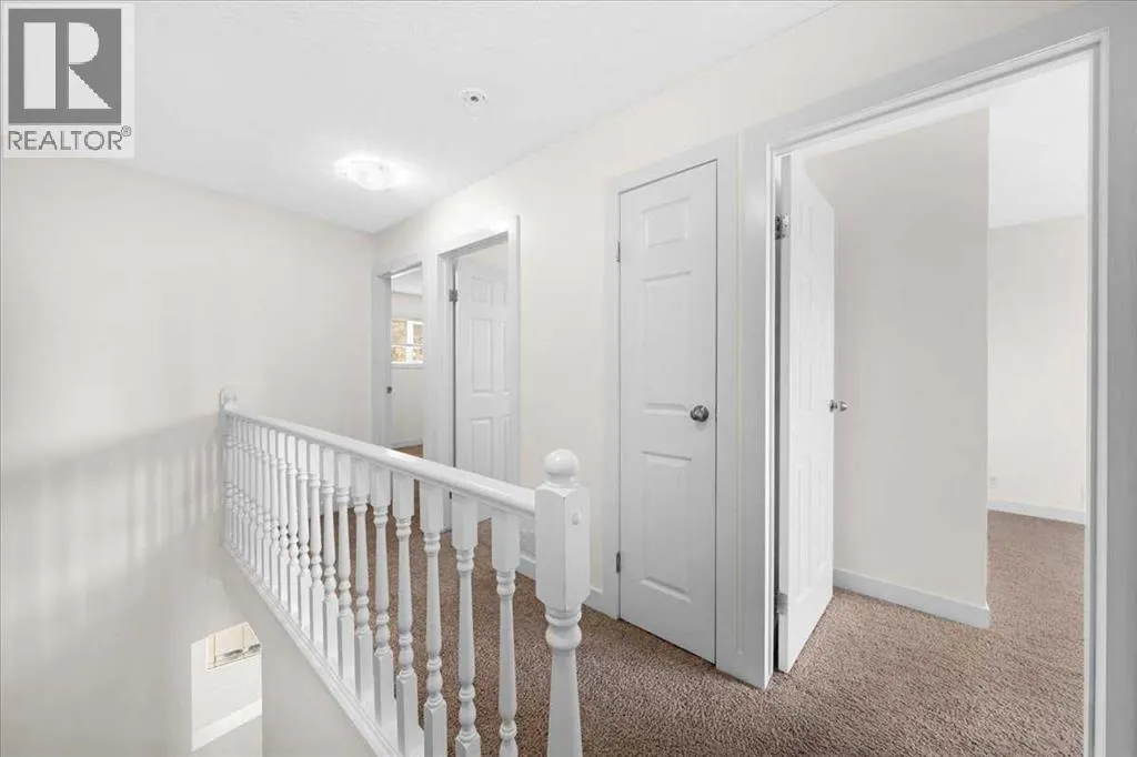 61 Falmere Way NE