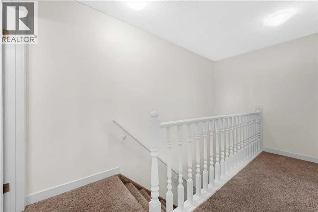 61 Falmere Way NE