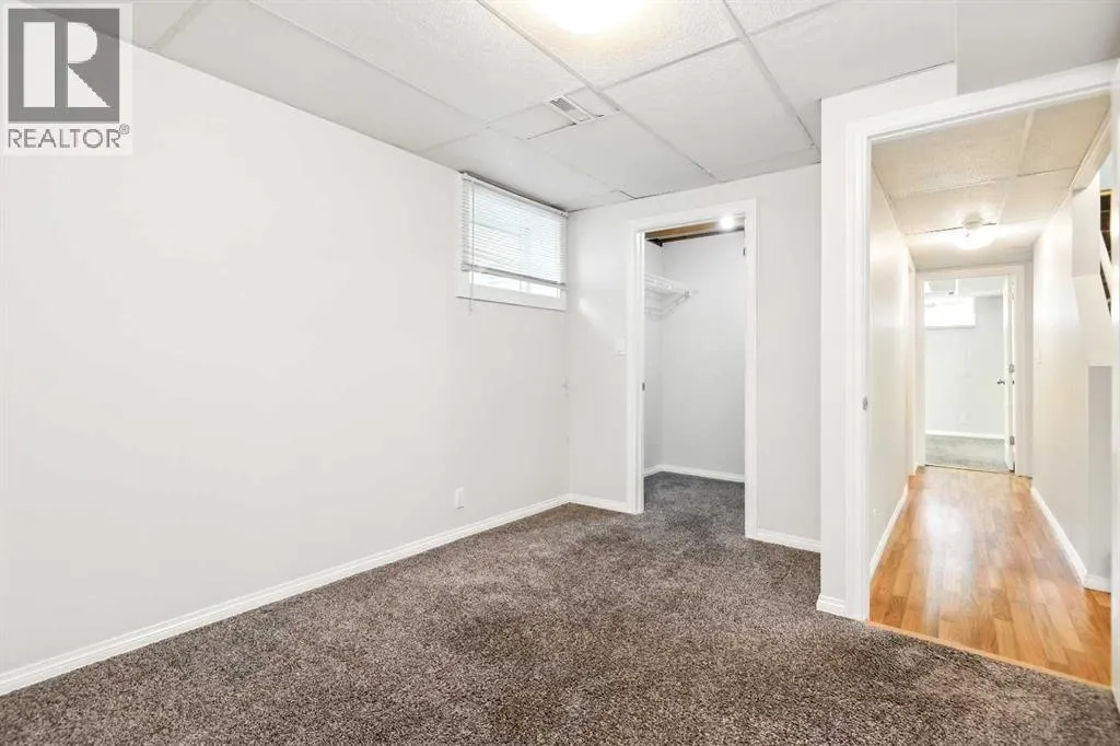 14 Griffiths Avenue