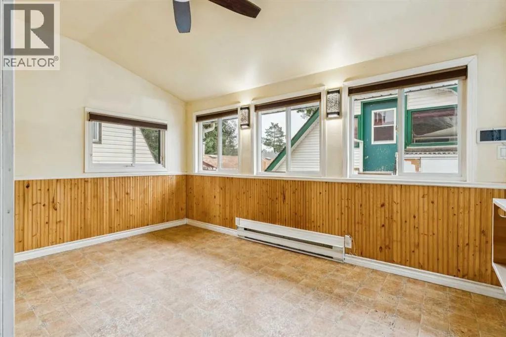 219 Pinemill Road NE