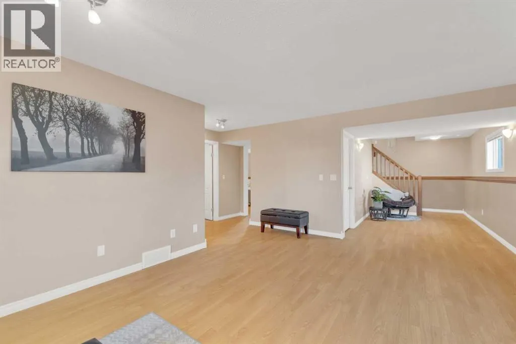 175 Lyons Close