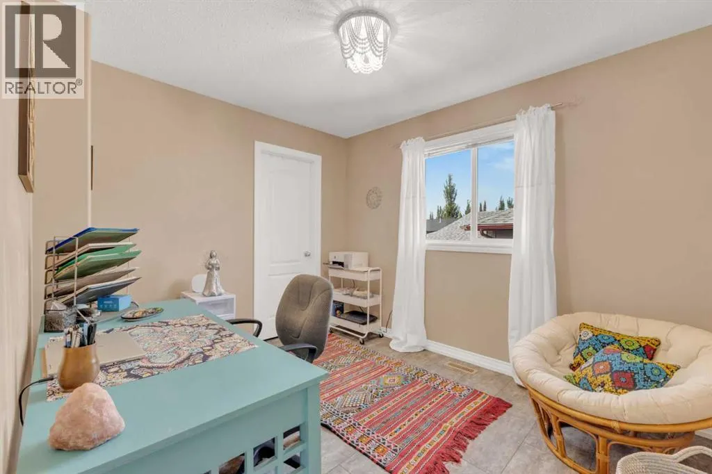 175 Lyons Close
