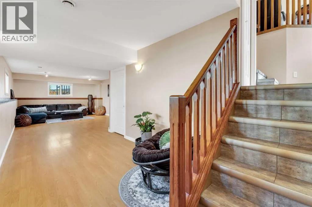 175 Lyons Close