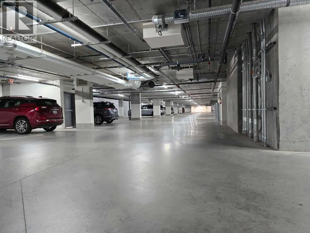 533, 102 Scenic Drive N